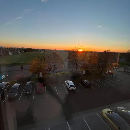 Aeropartment & Aerotel, London Heathrow Airport, Terminal 4, Ev Stations & Cheap Parking On Site! Hillingdon Exterior photo